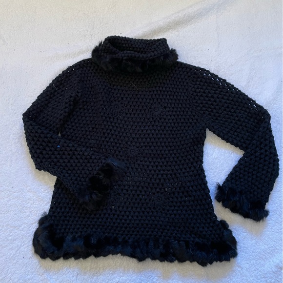 Cabo crochet black fur trim sweater - Picture 1 of 10